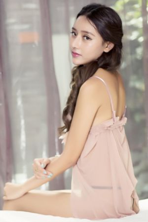 荒岛女儿国